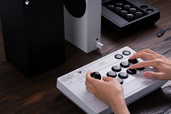 Bežični Arcade gamepad 8BitDo Arcade stick Xbox/Windows/Mapping/Mode Switch/AUX/White Gamepad/joystick SOPING.RS 41 Bežični Arcade gamepad 8BitDo Arcade stick Xbox/Windows/Mapping/Mode Switch/AUX/White