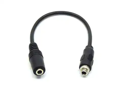 Aux produžni kabl Ž.-Ž. Kettz CU-31 0.2m sa navrtnjem Kablovi i adapteri SOPING.RS 41 Aux produžni kabl Ž.-Ž. Kettz CU-31 0.2m sa navrtnjem