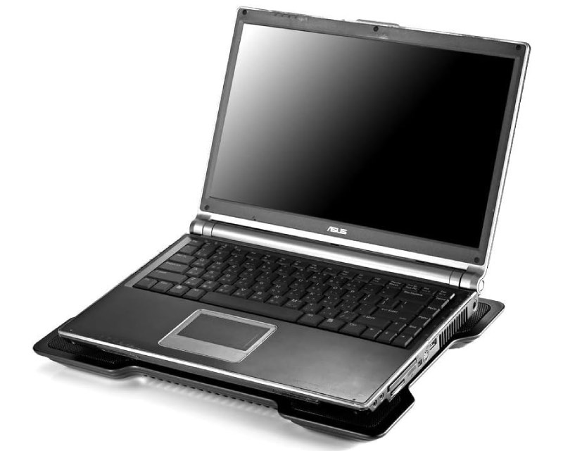 Postolje i hladnjak za laptop NOTEPAL X-SLIM (R9-NBC-XSLI-GP), crno Dodatna oprema za računare SOPING.RS 41 Postolje i hladnjak za laptop NOTEPAL X-SLIM (R9-NBC-XSLI-GP), crno